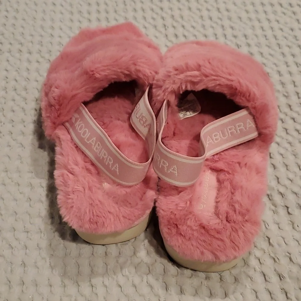Koolaburra by UGG Slippers Size 2 (#1)